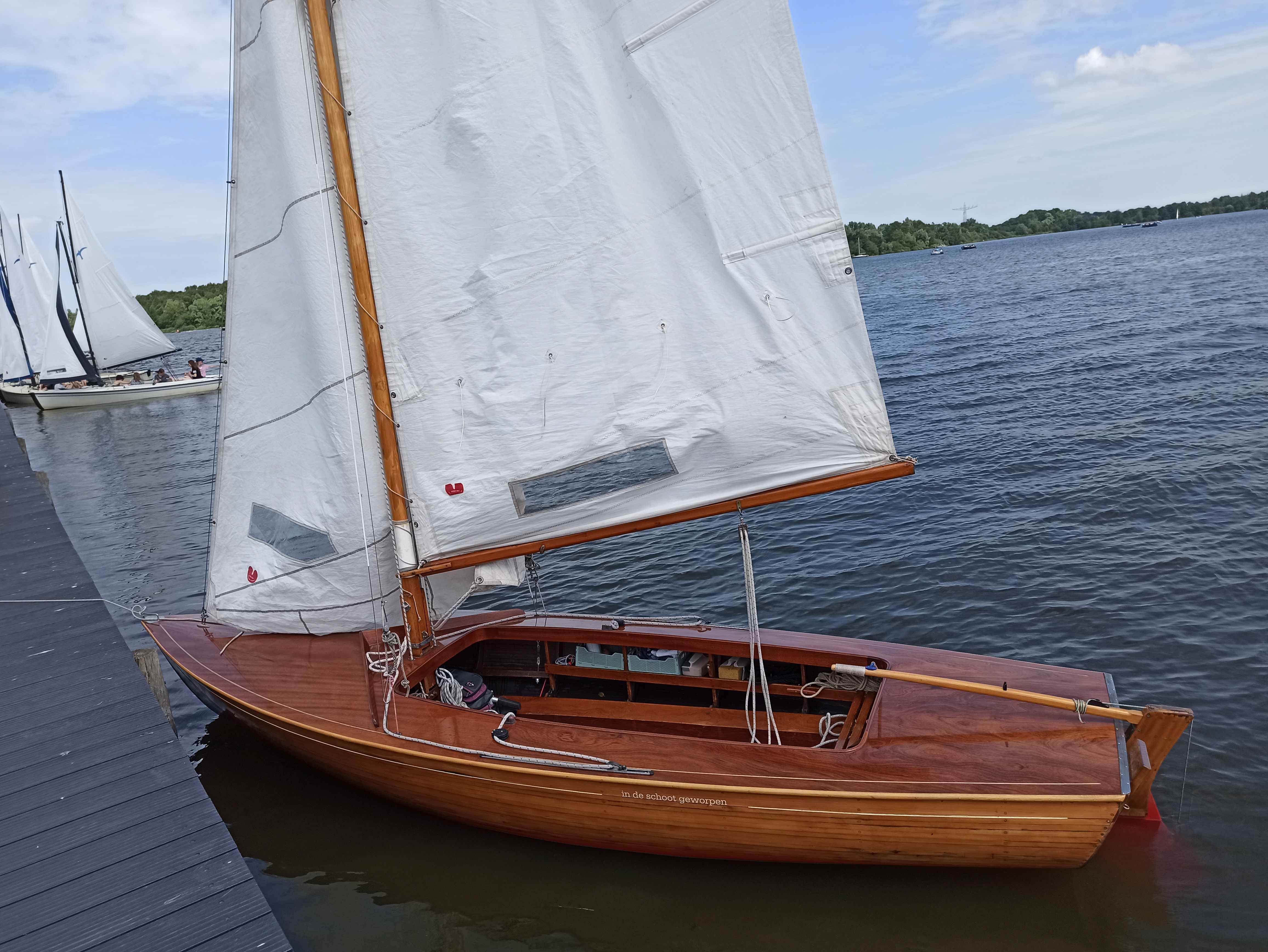 Open zeilboot, Vrijheid